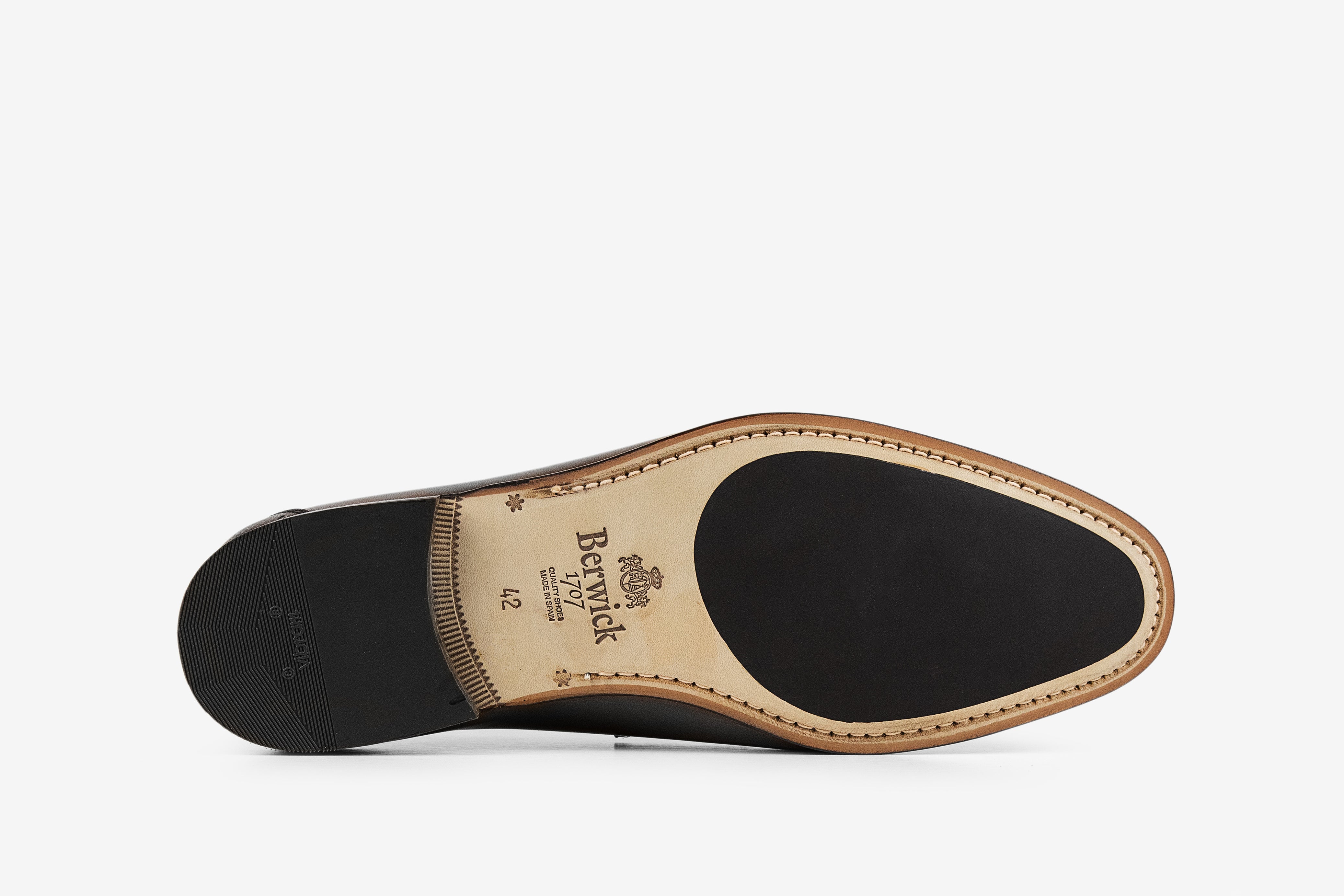 5111-T13 CHATEAUBRIAND NEGRO